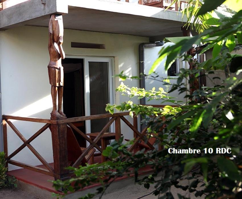 Chez Yolande Hotel Ampangorinana Buitenkant foto