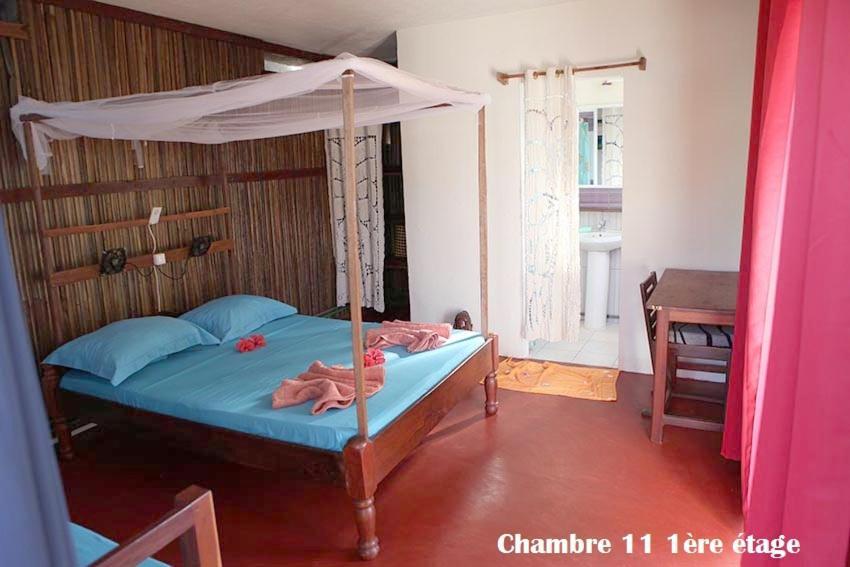 Chez Yolande Hotel Ampangorinana Buitenkant foto