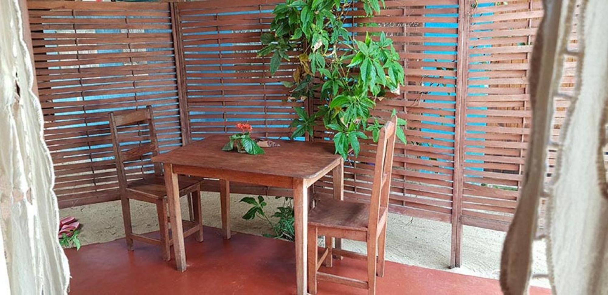 Chez Yolande Hotel Ampangorinana Buitenkant foto