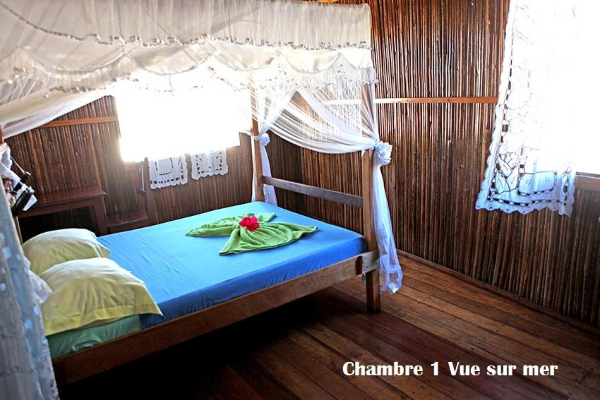 Chez Yolande Hotel Ampangorinana Buitenkant foto