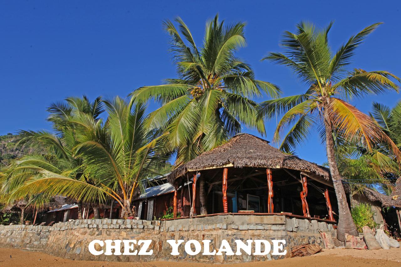 Chez Yolande Hotel Ampangorinana Buitenkant foto
