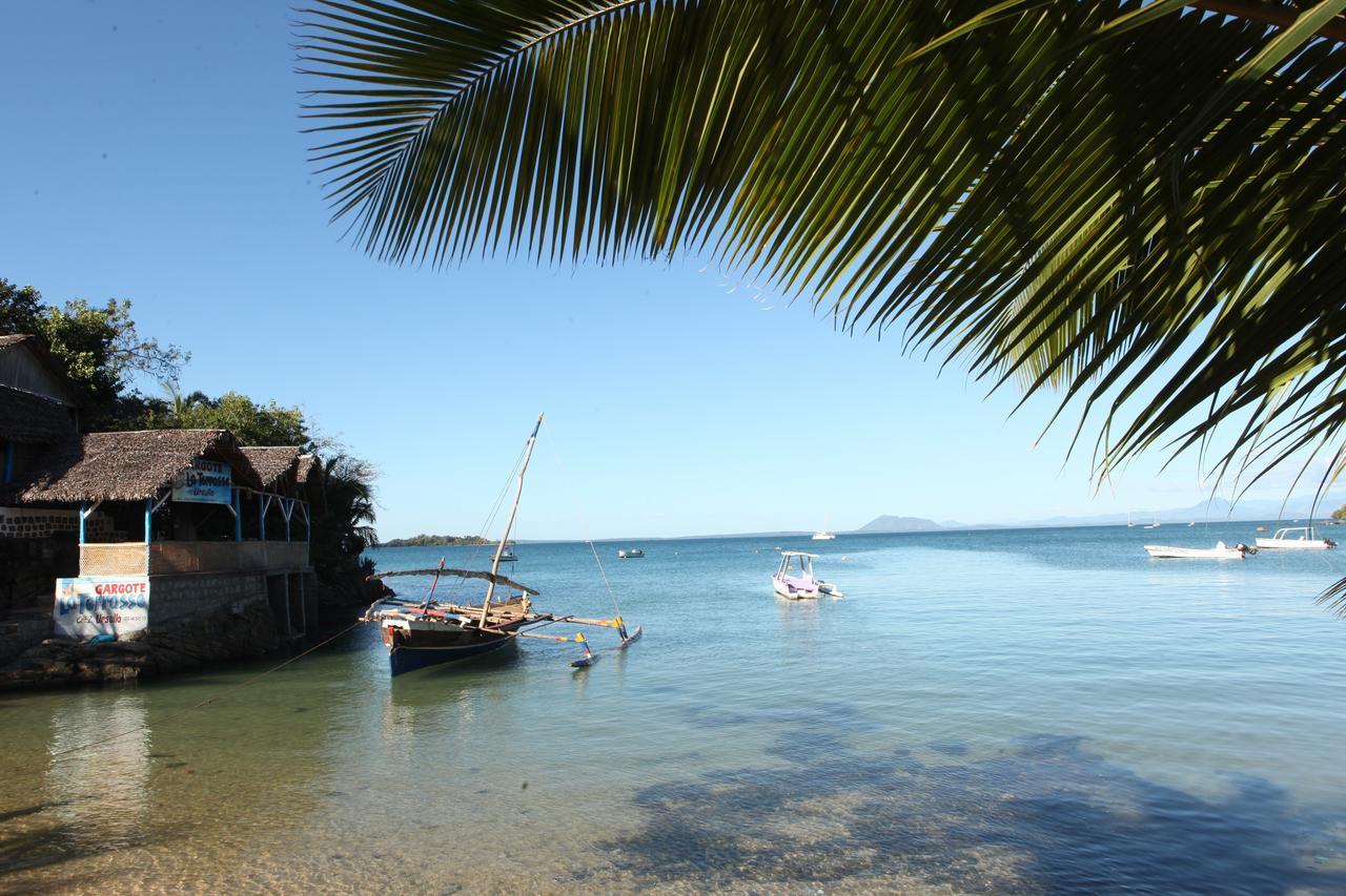 Chez Yolande Hotel Ampangorinana Buitenkant foto
